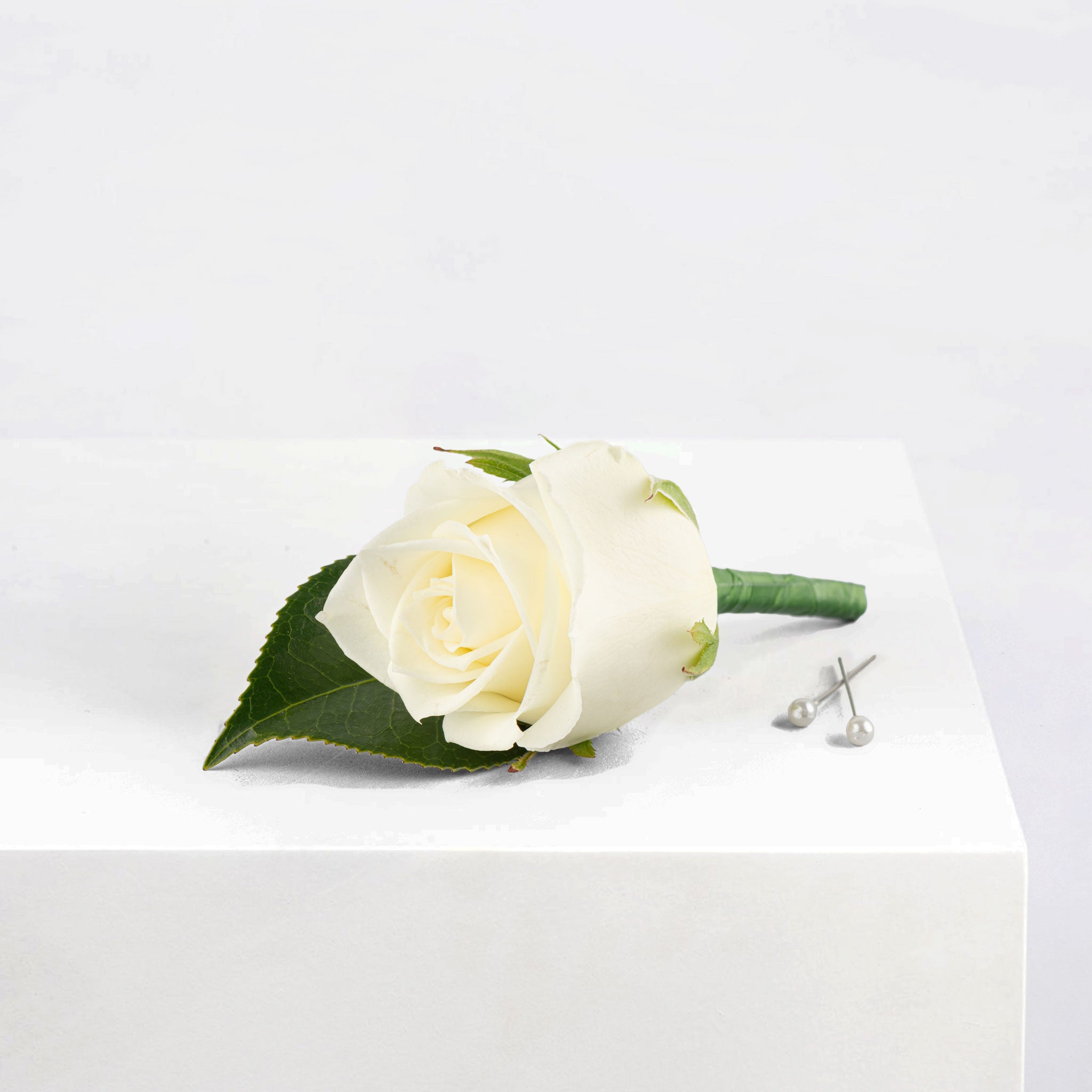 LAPEL BUTTONHOLE