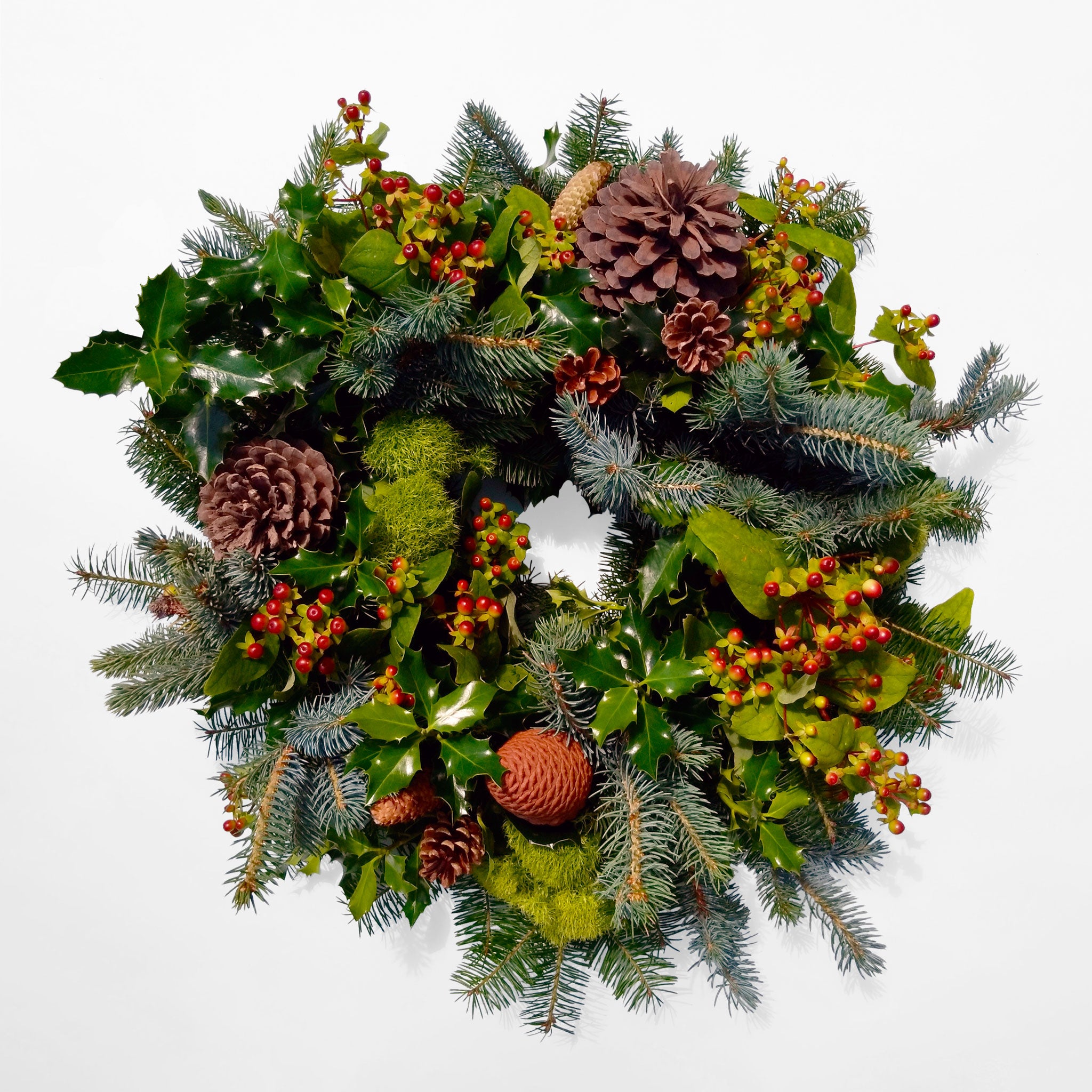 FESTIVE CHRISTMAS WREATH