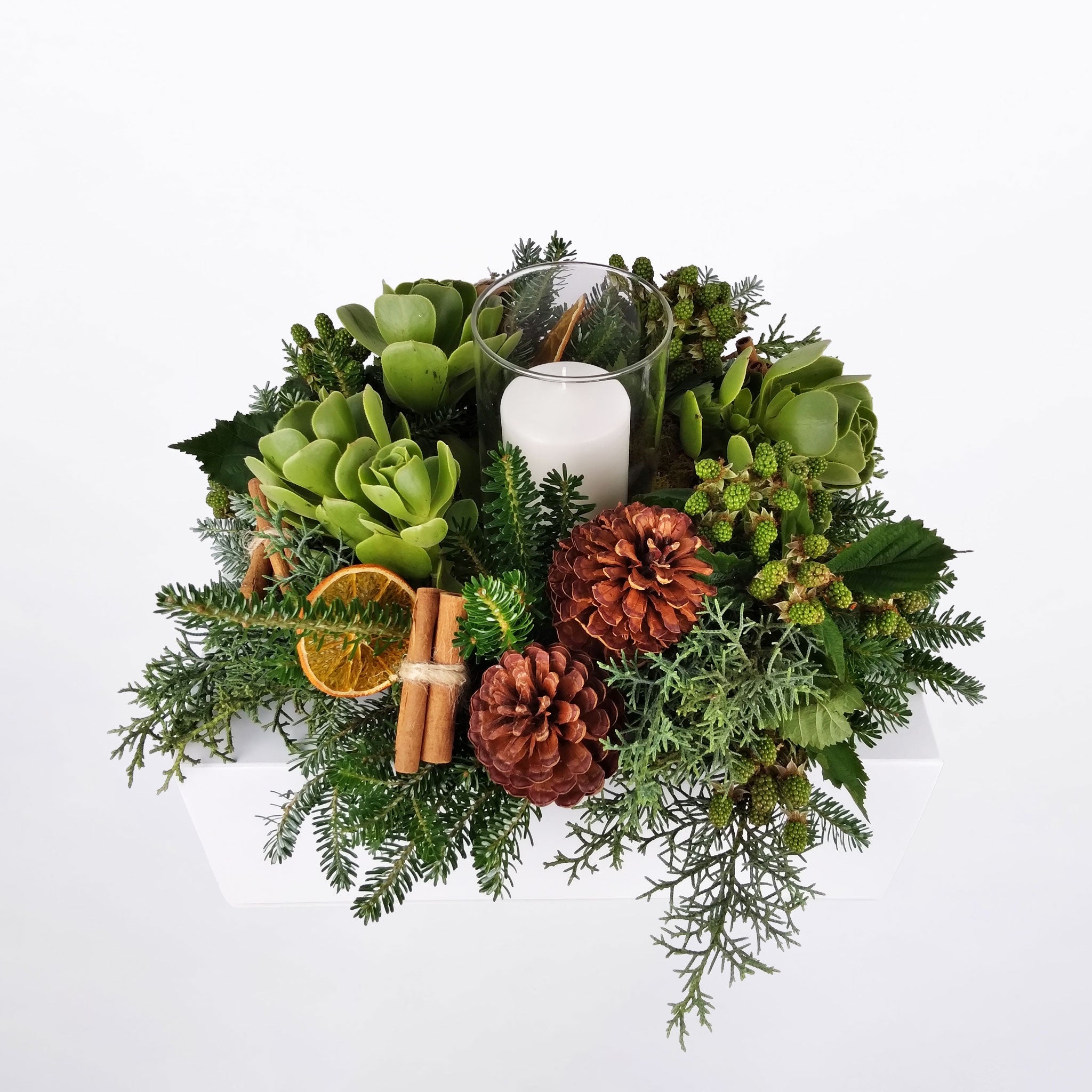 FESTIVE TABLE WREATH