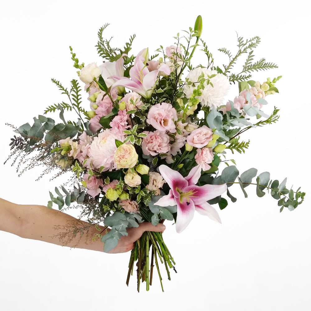 SIGNATURE BOUQUET