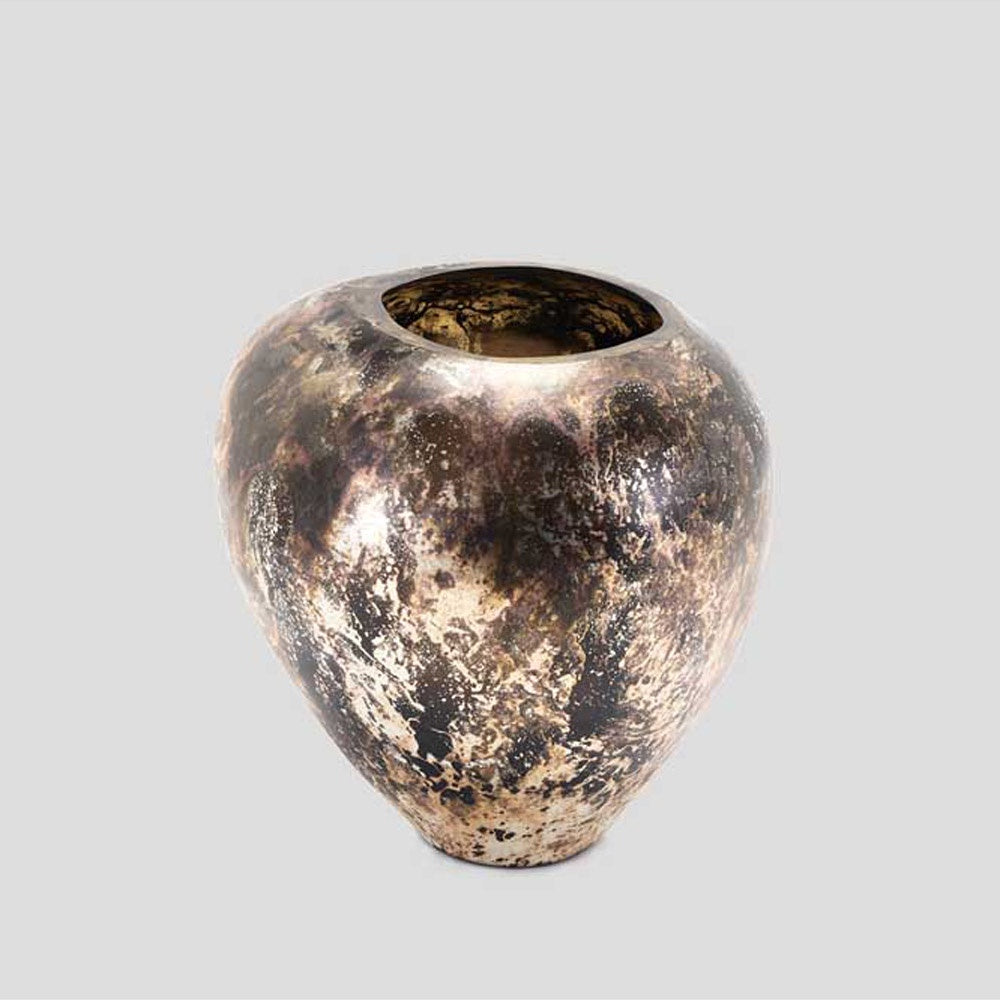 THE FOUNDRY: Pharoh Vase Carbon Gold | Medium