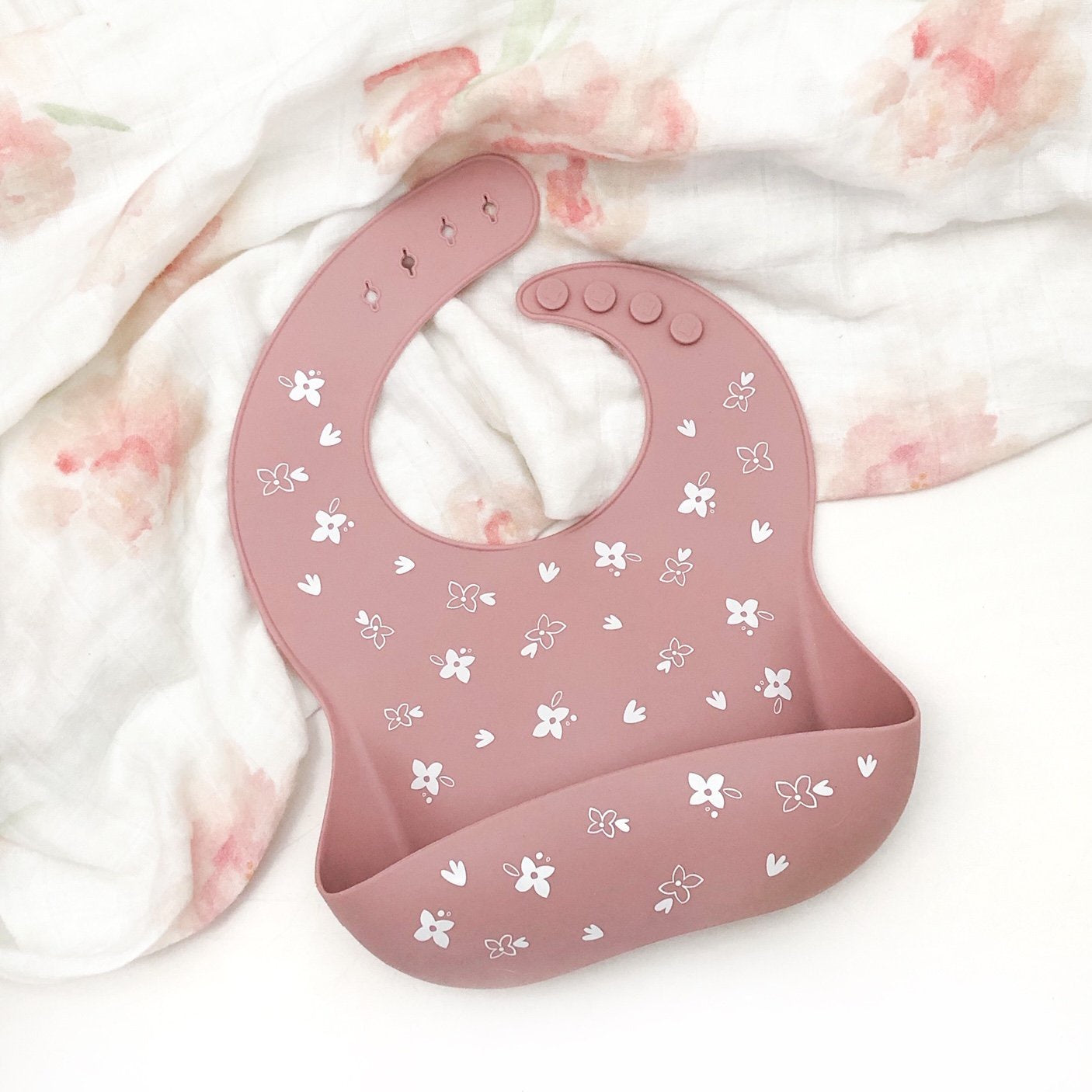 ONE CHEW THREE: Silicone Catch Bib | Floral Rose