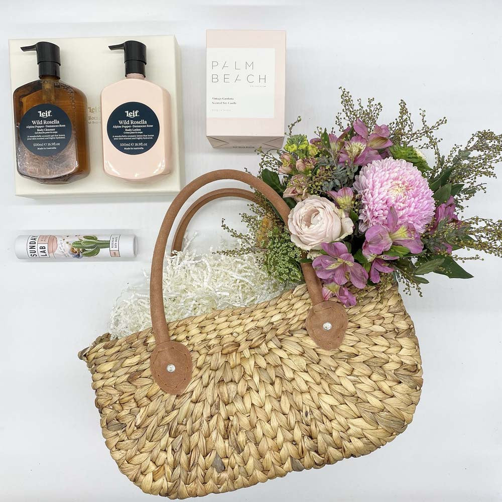 PAMPER BASKET: Vintage Love Hamper