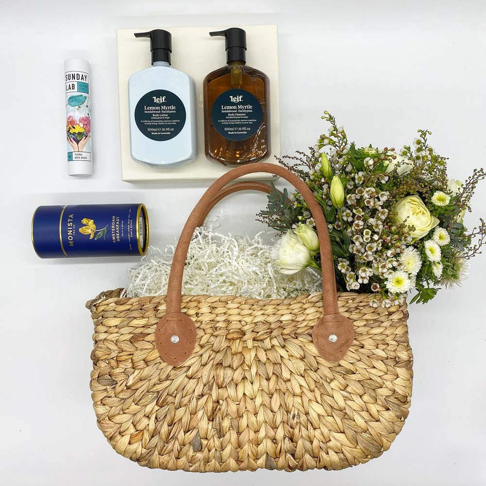 PAMPER BASKET: Adore You Hamper