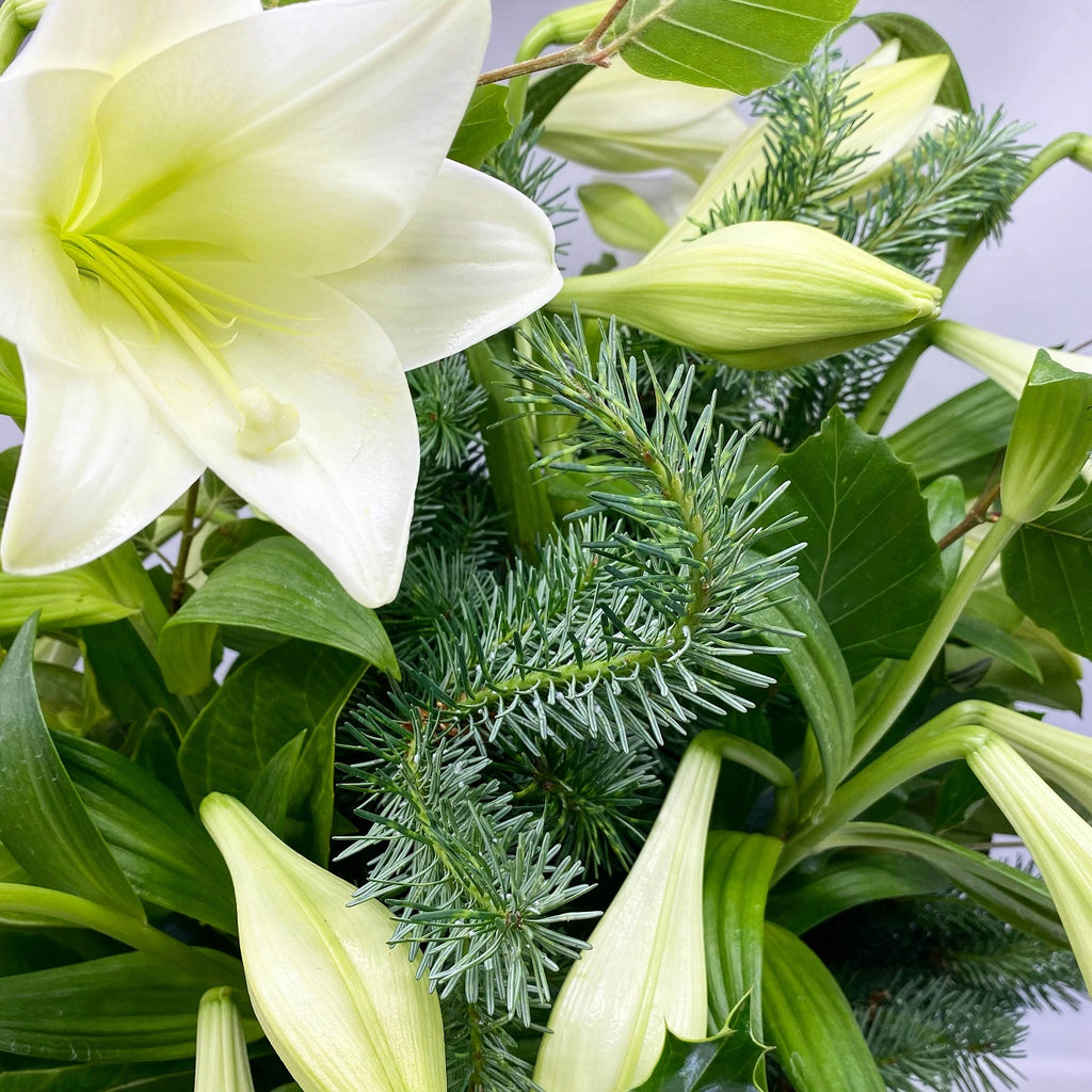 FESTIVE LILY VASE